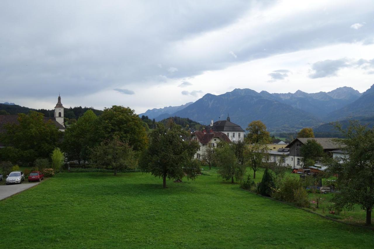 ホテル Wirtshaus Zum Stern Satteins エクステリア 写真